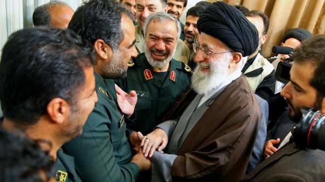 160124111741_khamenei_sepah_640x360_khamenei.ir_nocredit